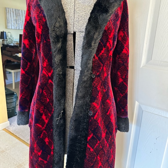 1970s GIVENCHY for Bergdorf Goodman 70s faux fur Maxi coat M - Picture 13 of 13